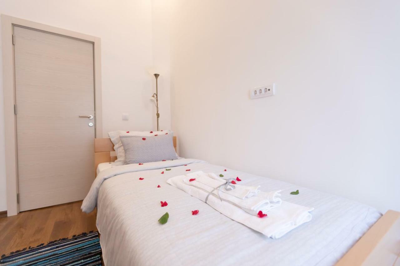 Your One And Only Beograd Ngoại thất bức ảnh
